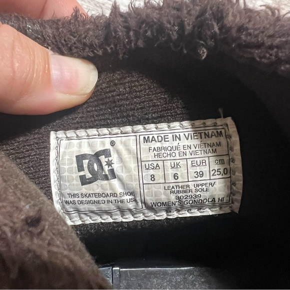 Y2K Women's DC Gondola Skater Dark Brown Suede Leather Winter Boots size 8 - Picture 6 of 9